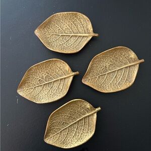 Vintage 1948 Episcea Leaves Set of 4- Virginia Metalcrafters 3-30